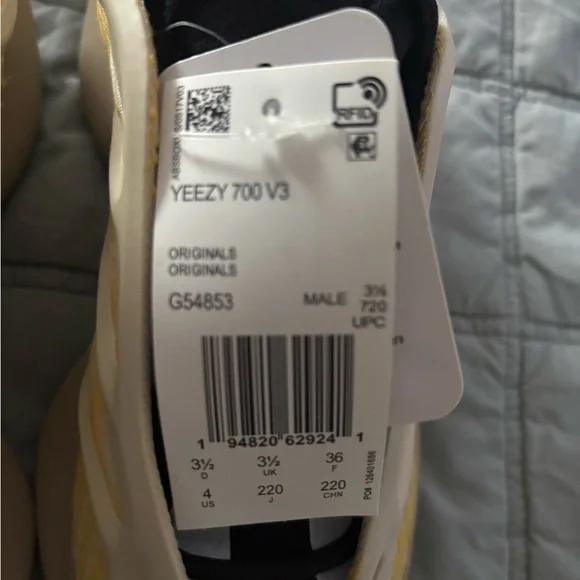 Yeezy 700 V3 Cream and Yellow Sneakers - Picture 3 of 5
